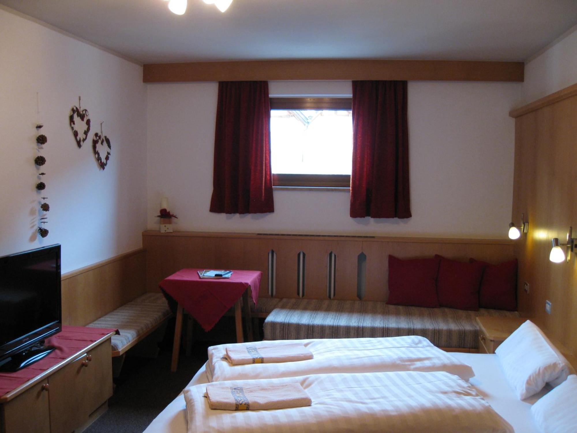 Garni Apparthotel St Valentin 圣瓦伦蒂诺阿拉穆塔 外观 照片
